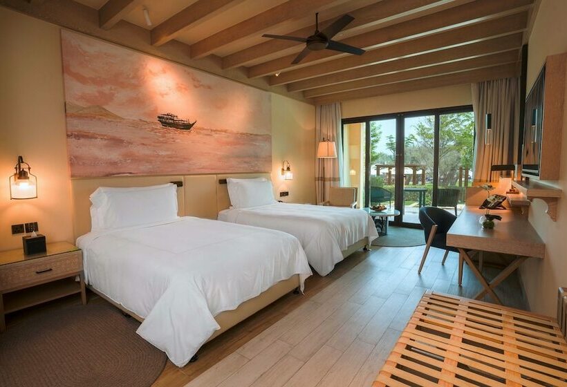 Номер Стандарт с Террасой, Saadiyat Rotana Resort And Villas