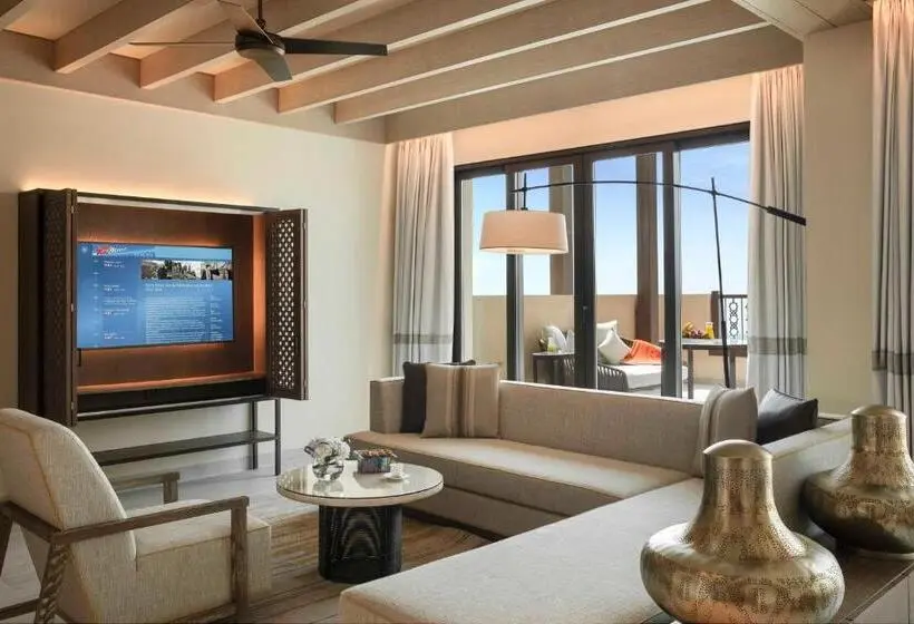 Suite with Terrace, Saadiyat Rotana Resort And Villas