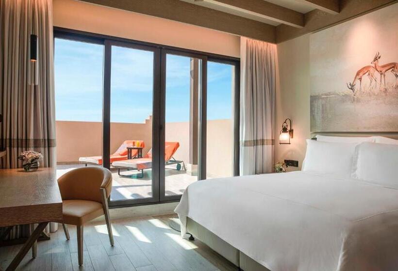 Люкс с Террасой, Saadiyat Rotana Resort And Villas