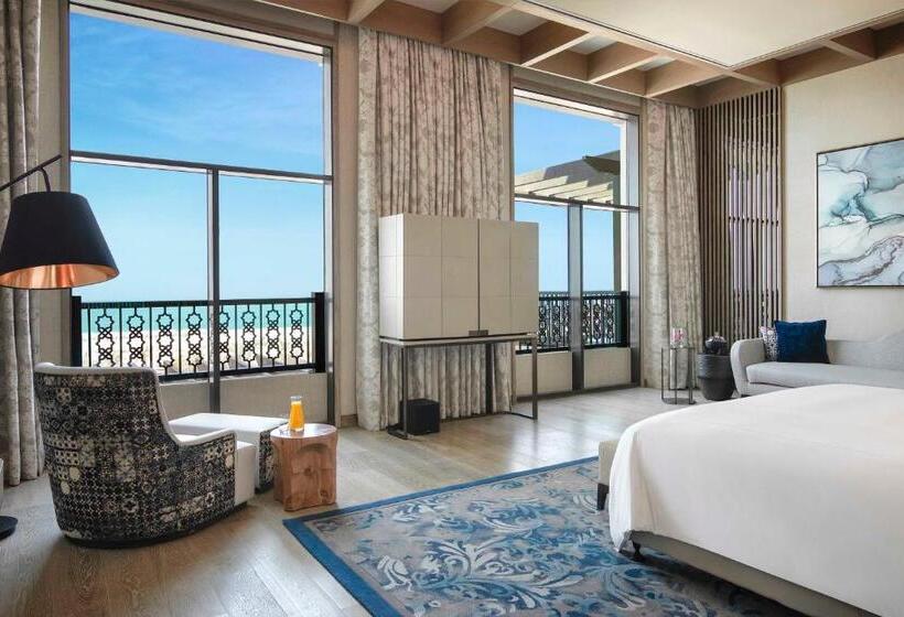 Королевский Люкс, Saadiyat Rotana Resort And Villas