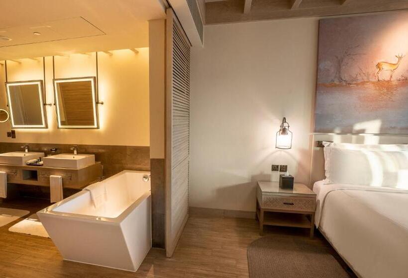 Люкс с Видом, Saadiyat Rotana Resort And Villas