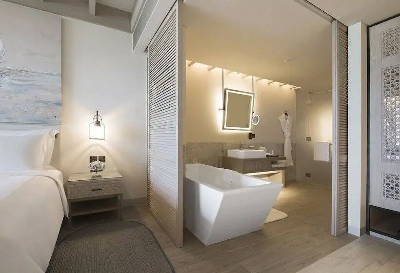 اتاق استاندارد با چشم‌انداز باغ, Saadiyat Rotana Resort And Villas