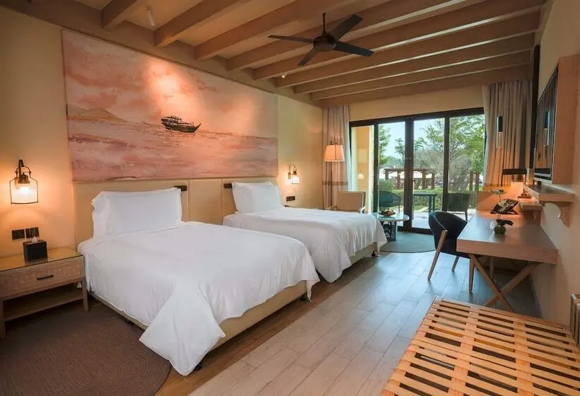 اتاق استاندارد با چشم‌انداز باغ, Saadiyat Rotana Resort And Villas