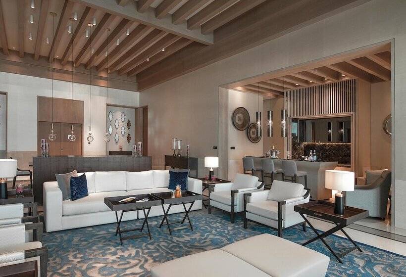 Королевский Люкс, Saadiyat Rotana Resort And Villas