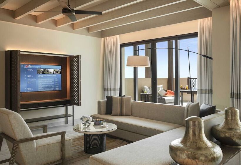 Люкс с Террасой, Saadiyat Rotana Resort And Villas