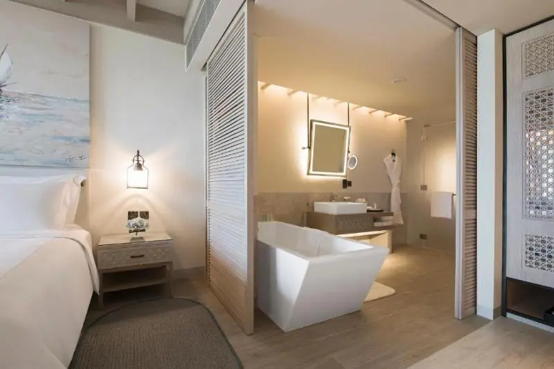اتاق استاندارد با چشم‌انداز باغ, Saadiyat Rotana Resort And Villas