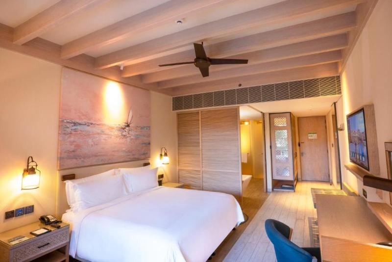 Номер Стандарт Вид на Сад, Saadiyat Rotana Resort And Villas