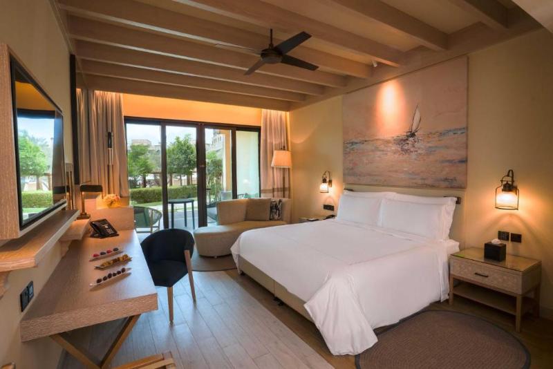 Номер Стандарт с Террасой, Saadiyat Rotana Resort And Villas