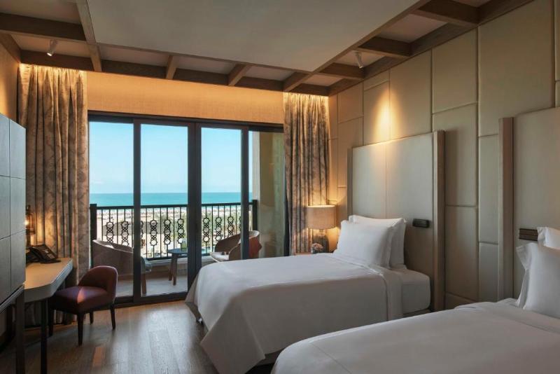 2 Bedrooms Suite Sea View, Saadiyat Rotana Resort And Villas