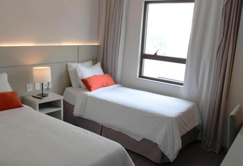 Quarto Deluxe, Samba Tres Rios