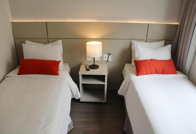 Quarto Deluxe, Samba Tres Rios