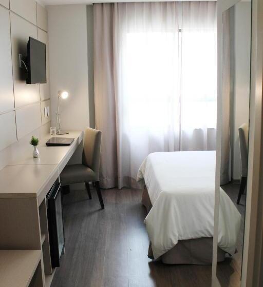 Quarto Estandar, Samba Tres Rios