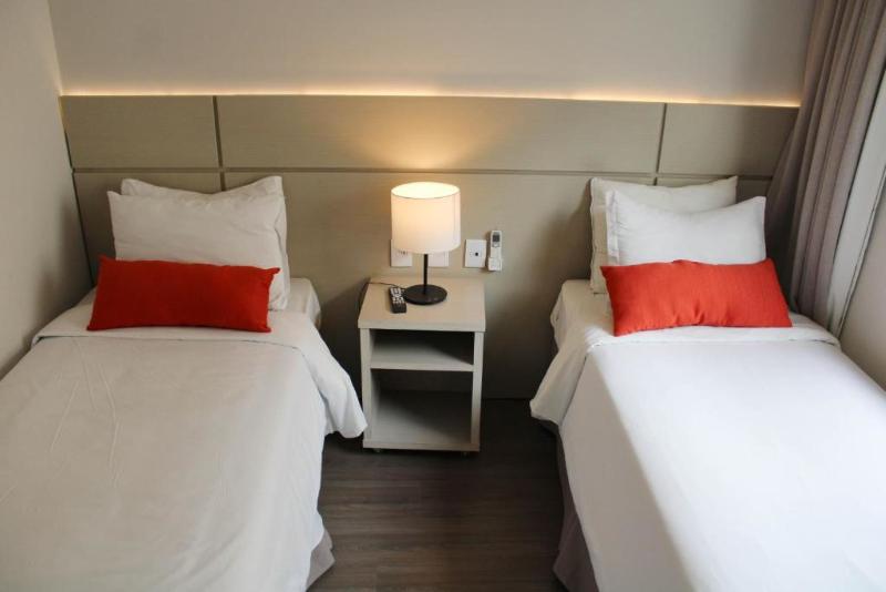 Quarto Deluxe, Samba Tres Rios