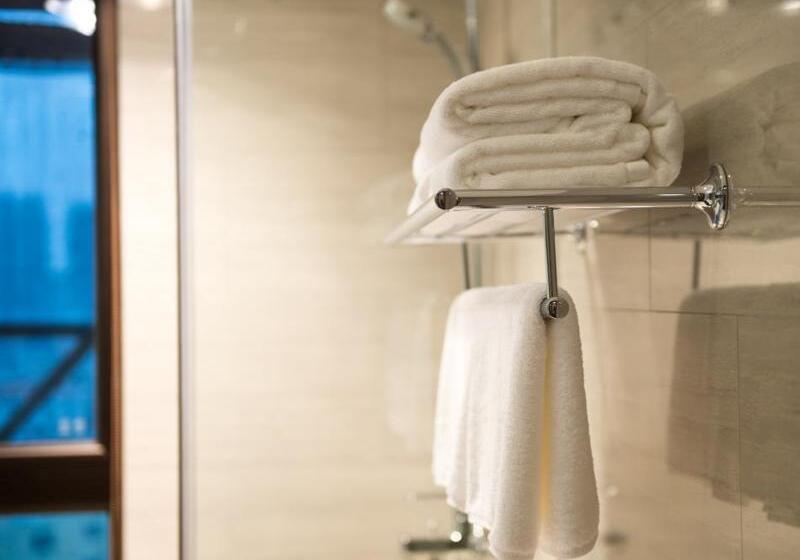 Quarto Estandar, Samba Tres Rios