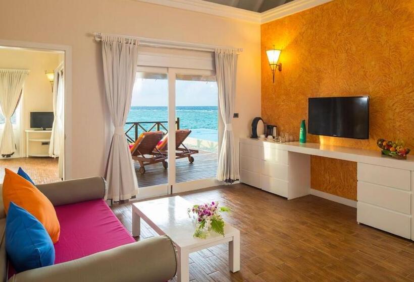 ویلای یک اتاق خوابه با استخر شنا, Sun Siyam Vilu Reef 24 Hour All Inclusive With Free Transfers