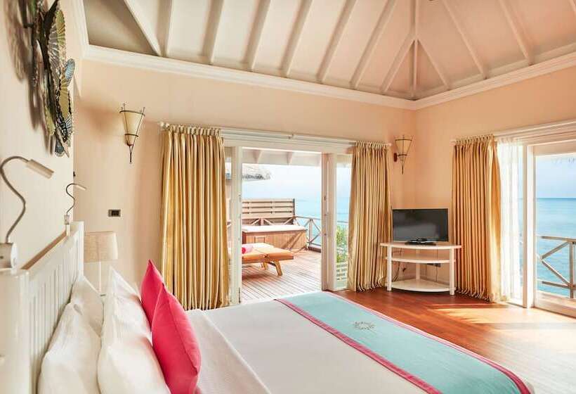 ویلای 1 خوابه, Sun Siyam Vilu Reef 24 Hour All Inclusive With Free Transfers