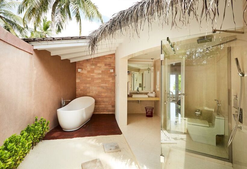 ویلای لوکس 1 خوابه, Sun Siyam Vilu Reef 24 Hour All Inclusive With Free Transfers