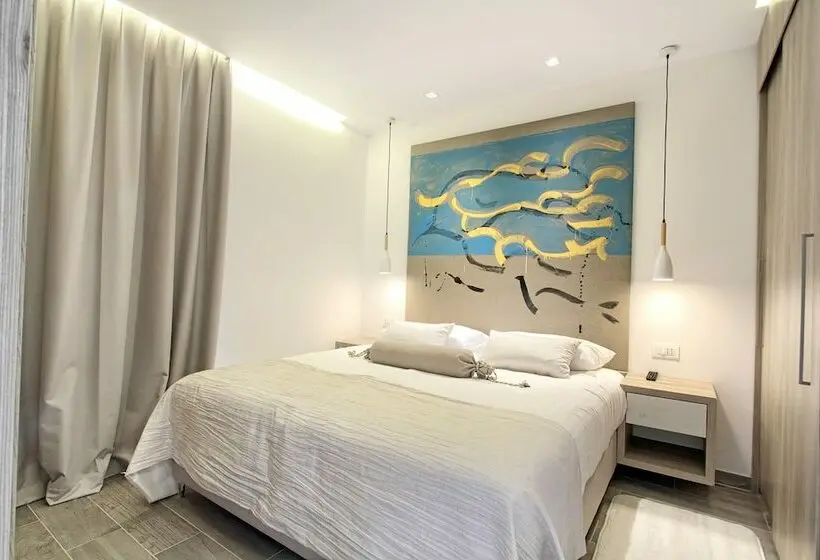オーシャンビュースイート, Kalamota Beach House