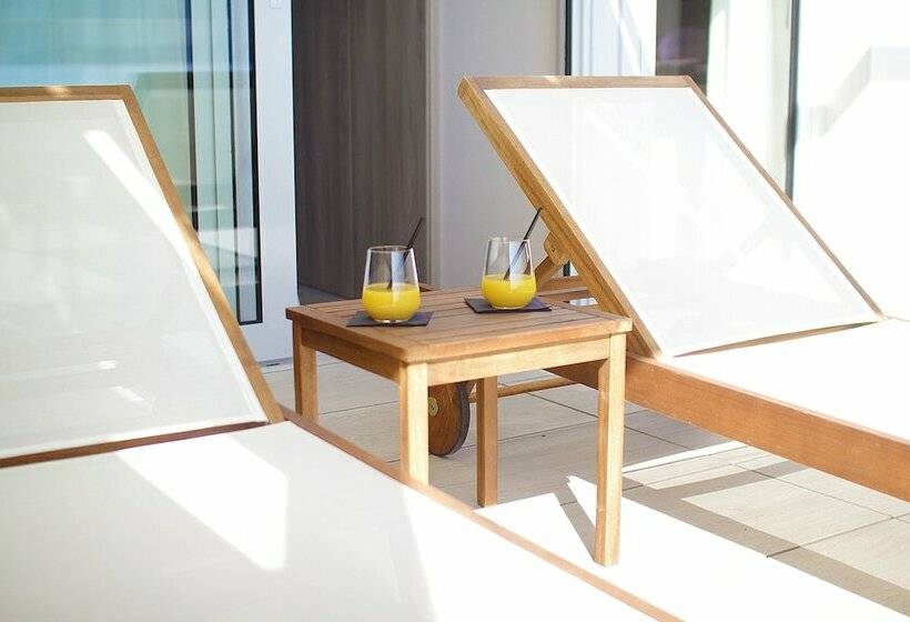 جناح غرفتين نوم, Kalamota Beach House