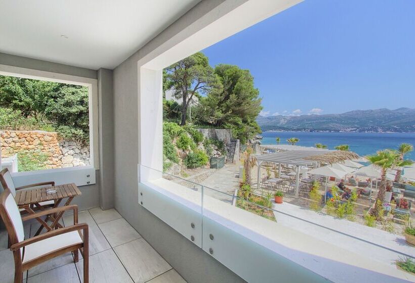 جناح 3 غرف نوم, Kalamota Beach House