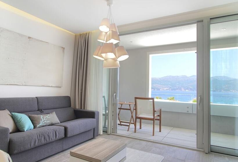 جناح 3 غرف نوم, Kalamota Beach House