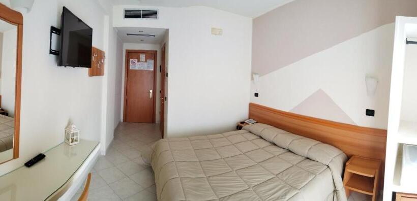 Номер Стандарт с Балконом, Apulia