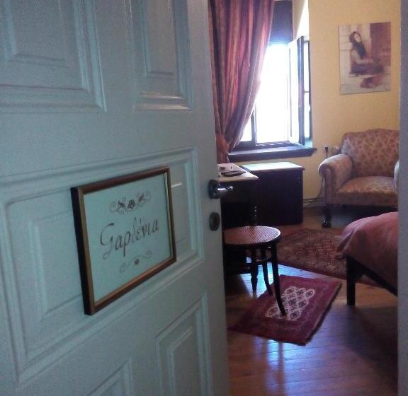 חדר קלאסי, Archontiko Pantou