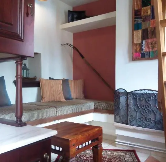 Standard-bungalow, Archontiko Pantou