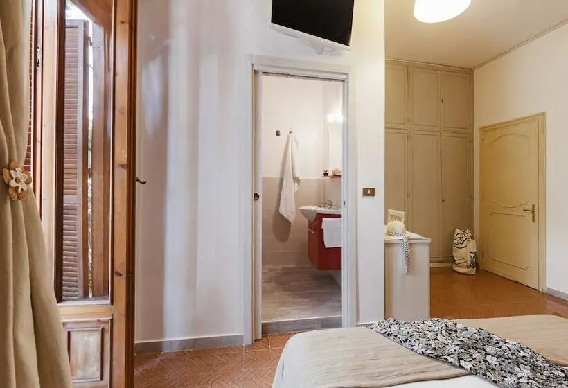 Standard Kolmen Hengen Huone, B&b Viale Dei Pini