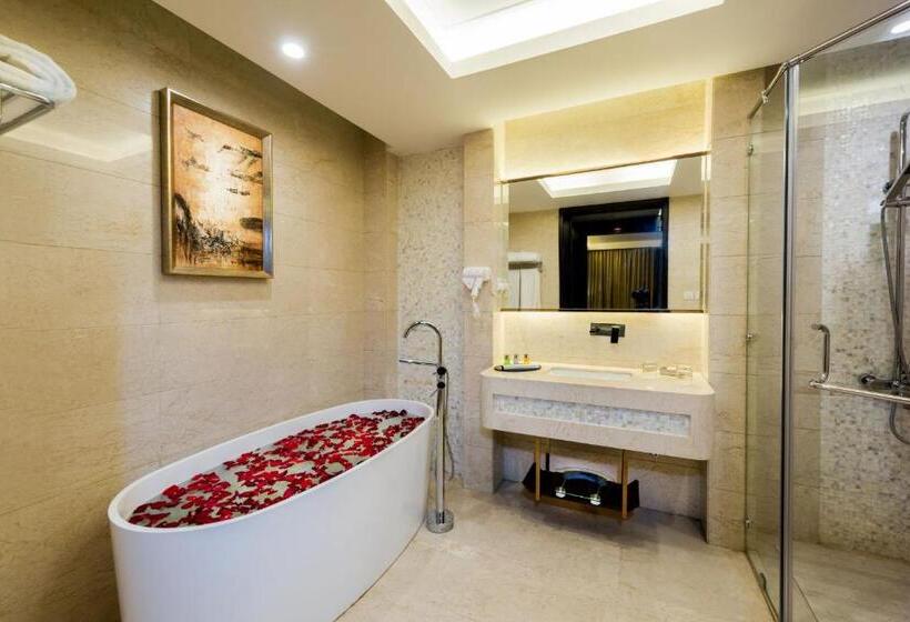 Президентский Люкс, Boudl Al Sahafa