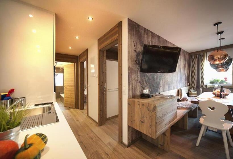 테라스가 있는 2 베드룸 아파트, Gerlosperle