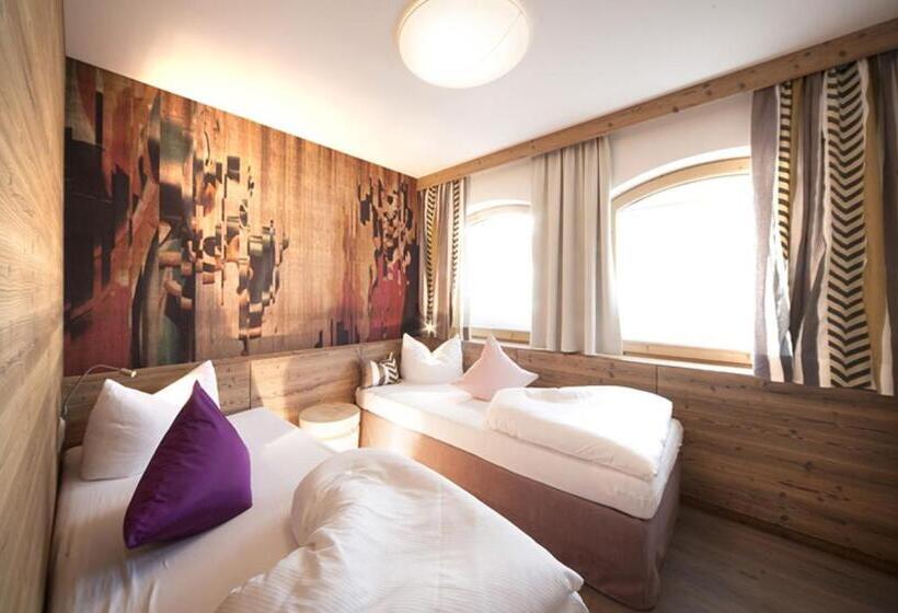 테라스가 있는 2 베드룸 아파트, Gerlosperle