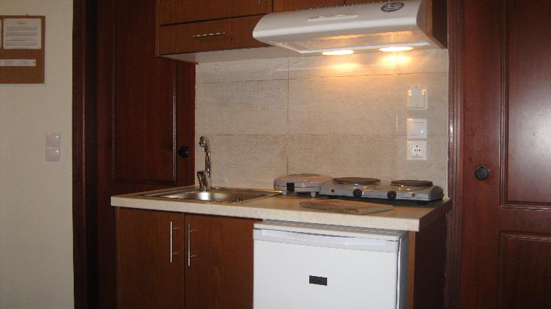 استودیوی استاندارد, Iolkos Hotel Apartments