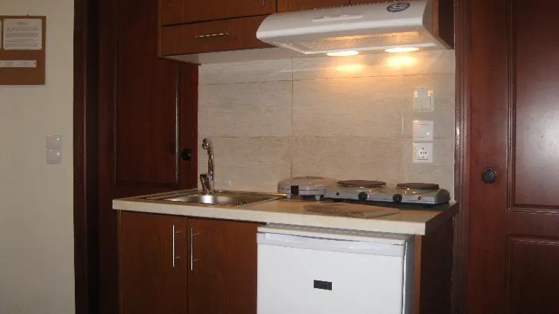 スタンダードスタジオ, Iolkos Hotel Apartments