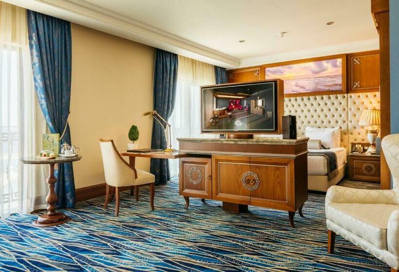 Люкс, Lords Palace Hotel Spa Casino