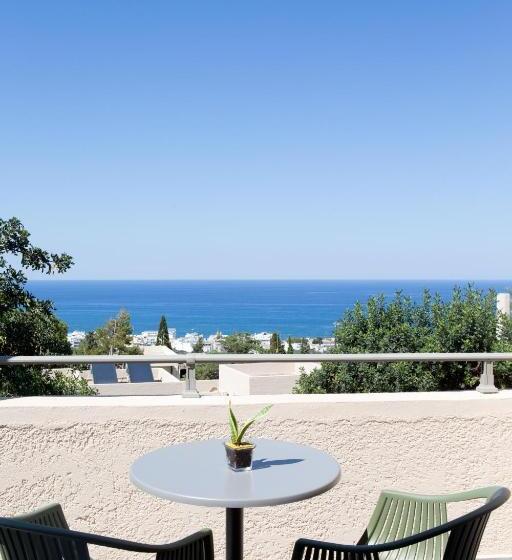 2 Bedroom Superior Suite with Views, Sundance Apartments & Suites