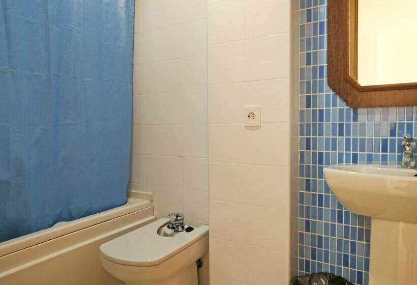 ３ベッドルームアパートメント, Apartamentos Los Almendros 3000