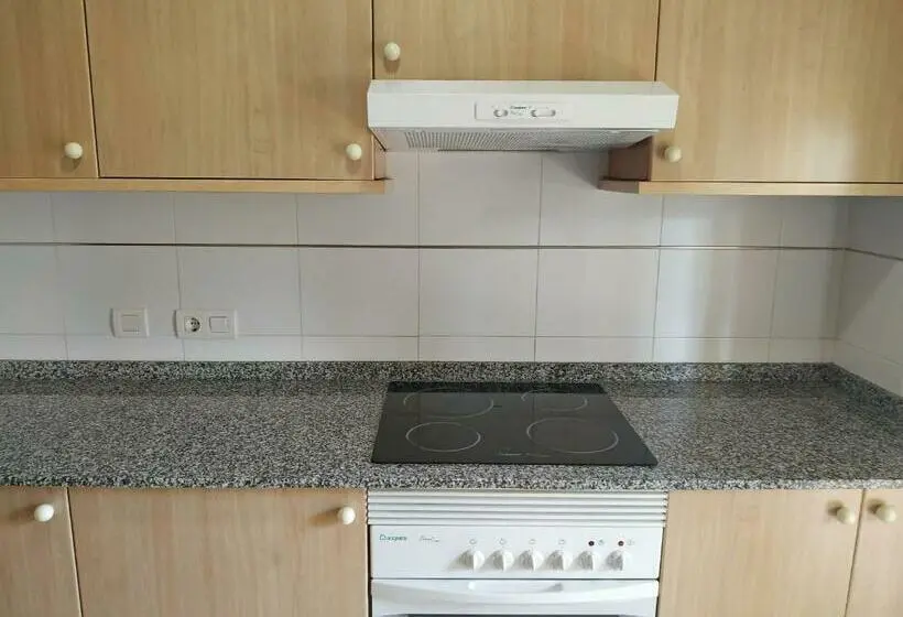 آپارتمان 3 خوابه, Apartamentos Los Almendros 3000