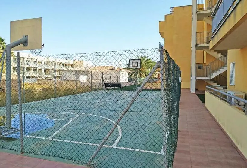 آپارتمان 3 خوابه, Apartamentos Los Almendros 3000