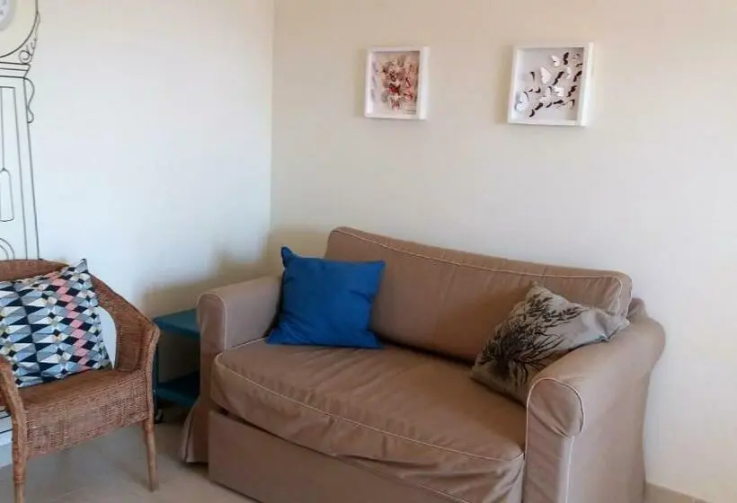 آپارتمان 2 خوابه, Apartamentos Los Almendros 3000