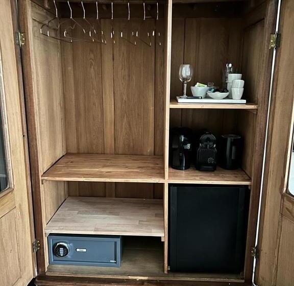 标准工作室, Dahli S Sleep Boutique