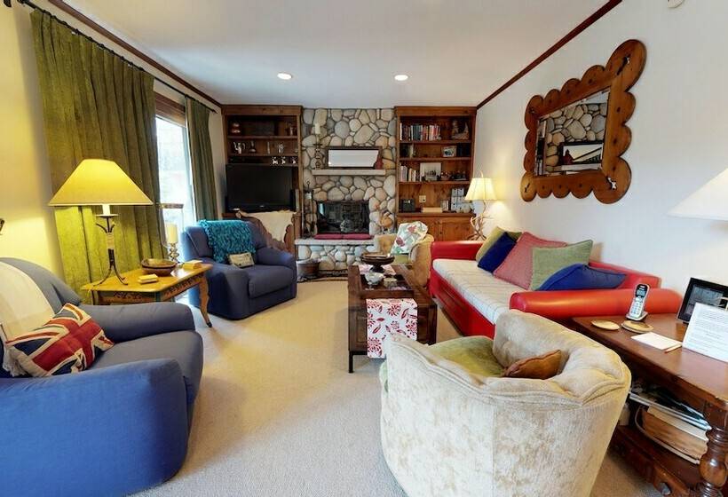 침실 3개 아파트, Christiania Condominiums  Coraltree Residence Collection