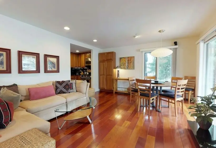 2ベッドルームアパートメント, Christiania Condominiums Coraltree Residence Collection