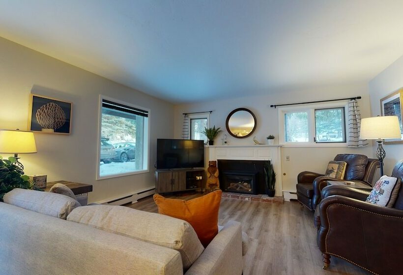 침실 2개 아파트, Christiania Condominiums  Coraltree Residence Collection