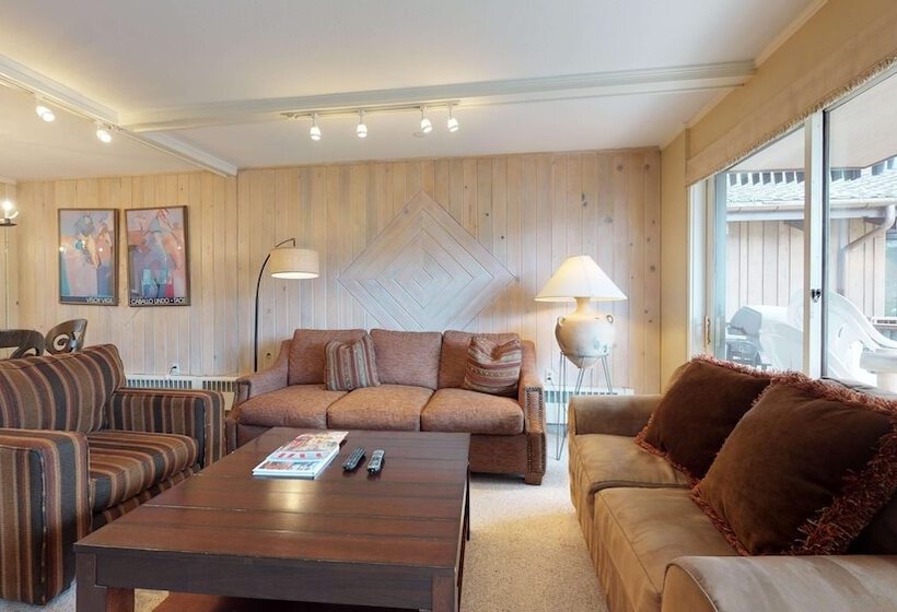 ツーベッドルーム　ヴィラ, Christiania Condominiums  Coraltree Residence Collection