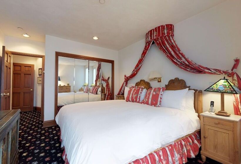 ２ベッドルームアパートメント, Christiania Condominiums  Coraltree Residence Collection