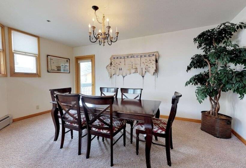 ２ベッドルームアパートメント, Christiania Condominiums  Coraltree Residence Collection