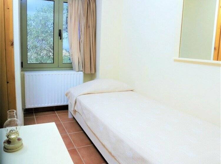 Вилла 1 Спальня, Mourtzanakis Residence   Traditional Eco Hotel In Achlada