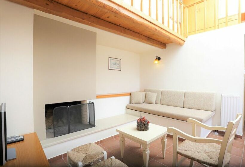 Вилла 1 Спальня, Mourtzanakis Residence   Traditional Eco Hotel In Achlada