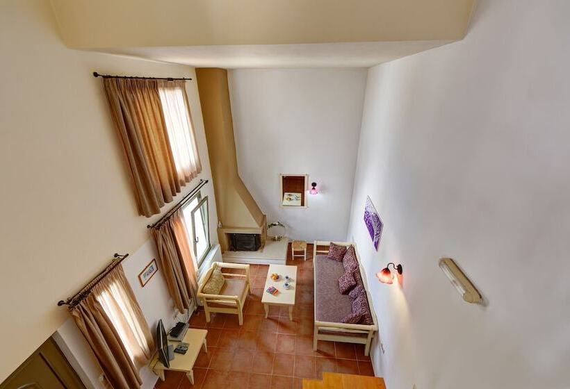 Вилла 1 Спальня, Mourtzanakis Residence   Traditional Eco Hotel In Achlada